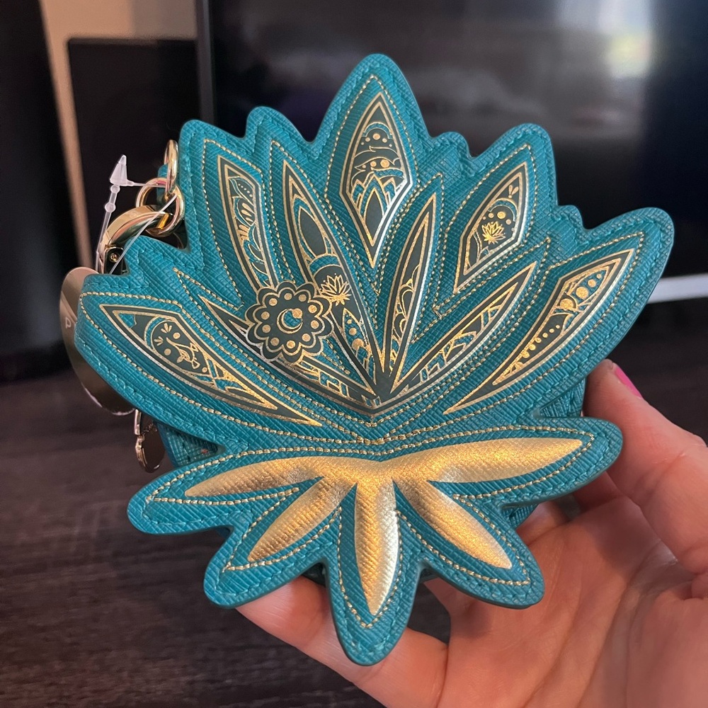 Bath & Body Works x Disney Princess Jasmine Coin Purse🎀